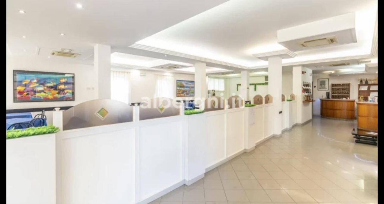 Hotel Sport Rimini Eksteriør billede